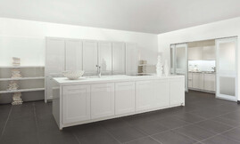 Een interpretatie van moderne behaaglijkheid. Heldere lijnen en tinten en een net oppervlakte met smetloze hoogglans afwerking. Het markante design ontleent deze keuken haar unieke karakter. Zuordnung: Stil Moderne keukens, Planungsart L-vormige keuken