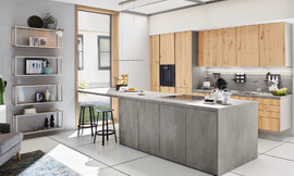 Een verfijnde combinatie van echt hout en betonlook: Deze greeploze designkeuken met bar straalt moderne elegantie uit. Ballerina, bekend om zijn duurzame en aanpasbare keukens, biedt hier een meesterwerk van vakmanschap. Zuordnung: Stil Moderne keukens, Planungsart Keuken met keukeneiland