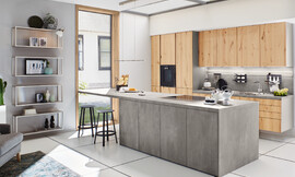 Een verfijnde combinatie van echt hout en betonlook: Deze greeploze designkeuken met bar straalt moderne elegantie uit. Ballerina, bekend om zijn duurzame en aanpasbare keukens, biedt hier een meesterwerk van vakmanschap. Zuordnung: Stil Design-keukens, Planungsart Keuken met keukeneiland